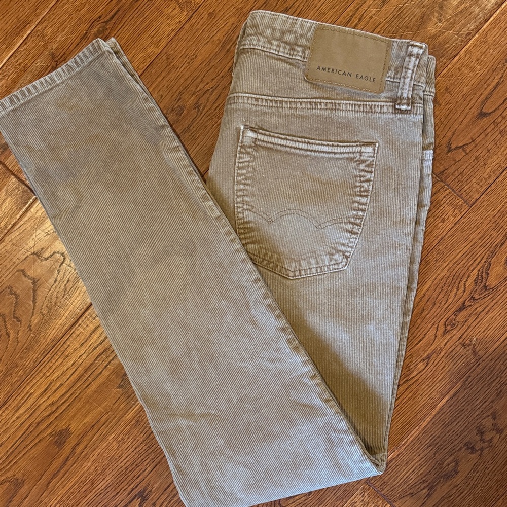 American Eagle Outfitters Men's Beige Slim corduroy pants